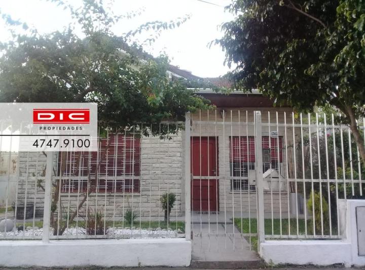 Casa · 234m² · 6 Ambientes · 1 Cochera