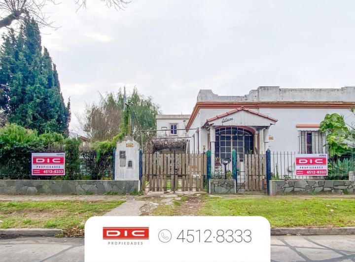 Casa · 429m² · 11 Ambientes · 1 Cochera