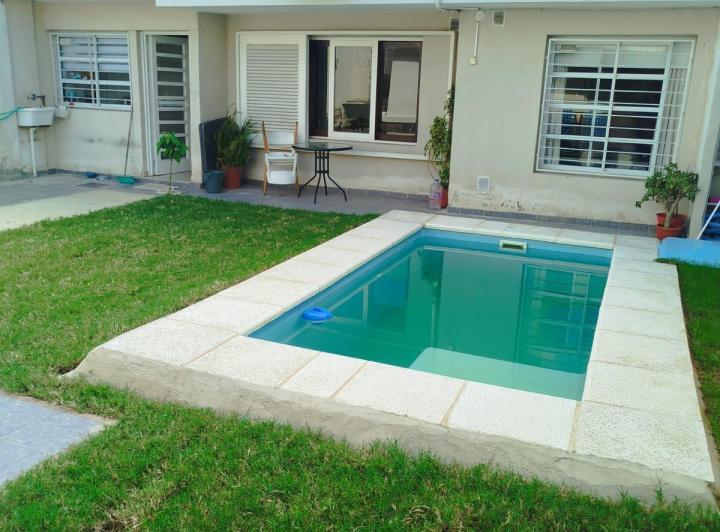 Casa · 229m² · 13 Ambientes · 1 Cochera