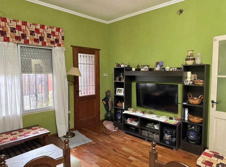Casa · 150m² · 5 Ambientes · 2 Cocheras