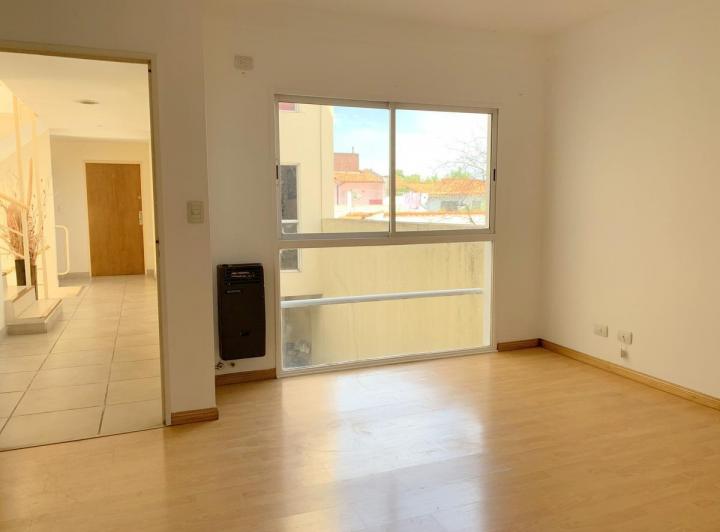 Departamento · 40m² · 2 Ambientes · 1 Cochera