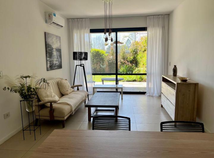 Departamento · 82m² · 2 Ambientes · 1 Cochera