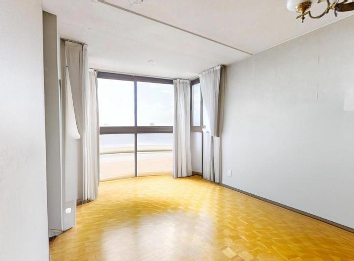 Departamento · 80m² · 4 Ambientes · 1 Cochera