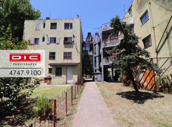 Departamento · 63m² · 4 Ambientes · 1 Cochera