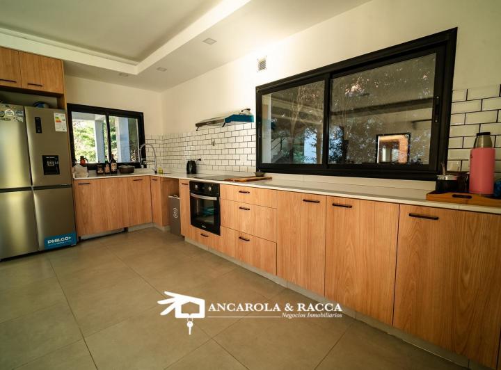 Departamento · 220m² · 7 Ambientes · 1 Cochera