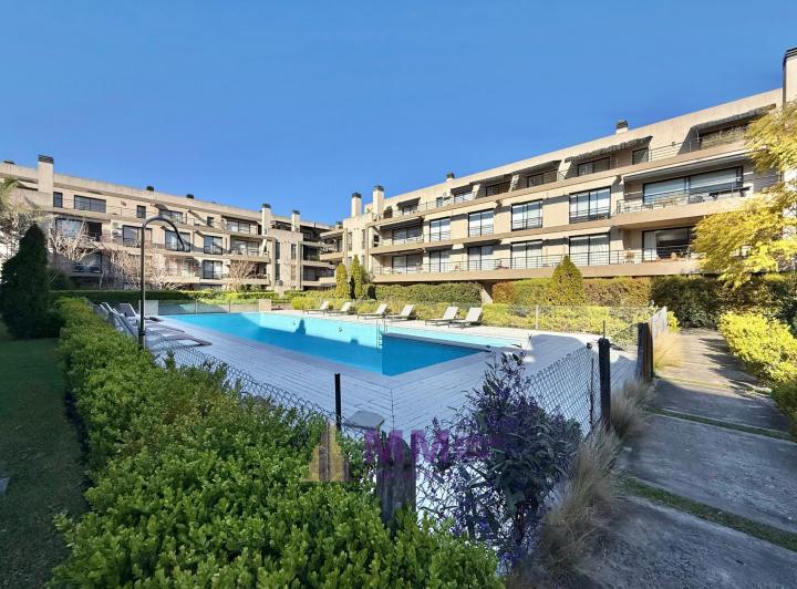 Departamento · 80m² · 2 Ambientes · 1 Cochera