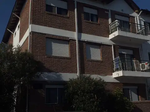 Departamento en Alquiler en Ezpeleta Este, Partido de Quilmes