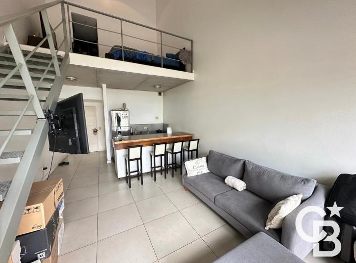 Departamento · 60m² · 2 Ambientes · 1 Cochera