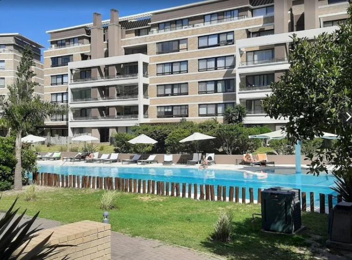 Departamento · 129m² · 6 Ambientes · 1 Cochera