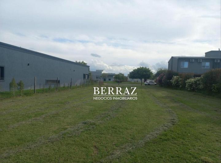 Terreno · 673m²