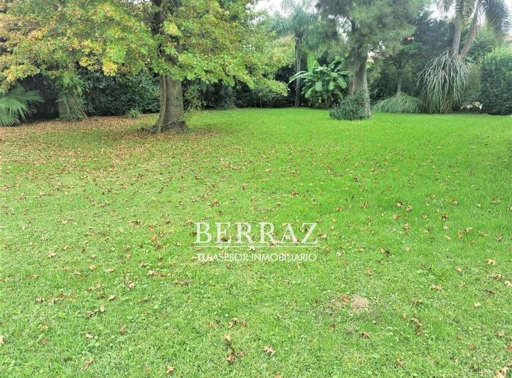 Terreno · 575m²