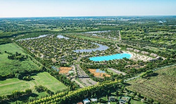 Terreno · 880m²