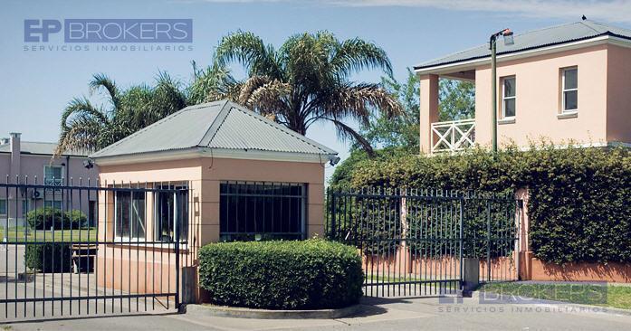 Terreno · 670m²
