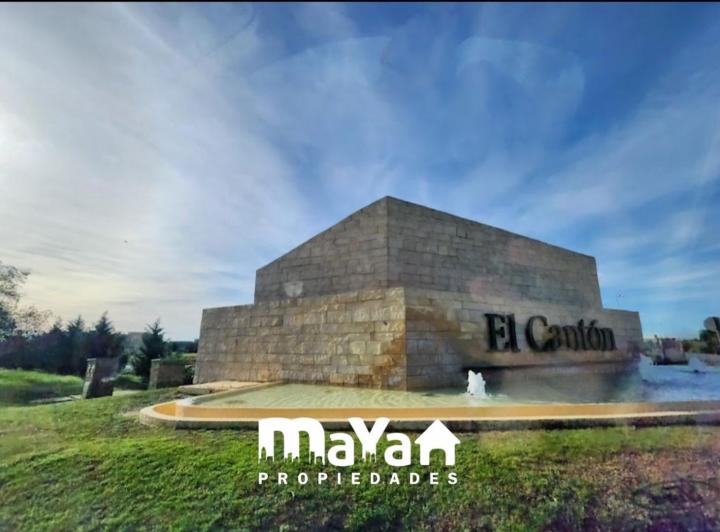Terreno · 843m²