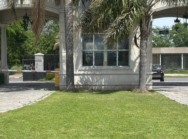 Terreno · 849m²