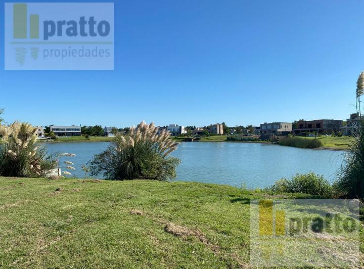 Terreno · 900m²