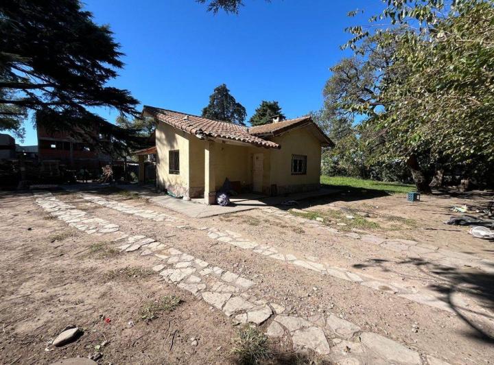 Terreno · 1165m²
