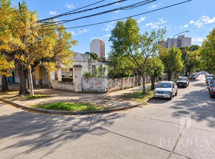 Terreno · 1032m²