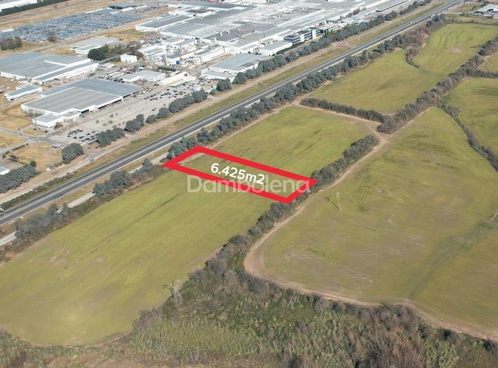 Terreno · 6373m²