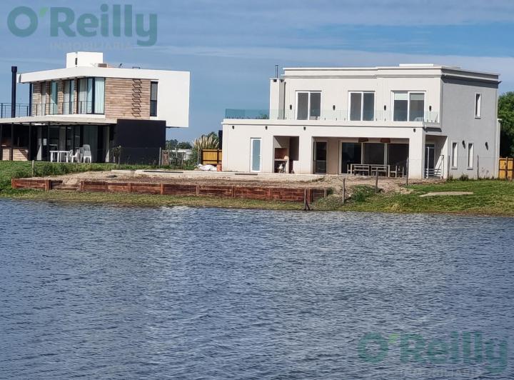 Terreno · 801m²