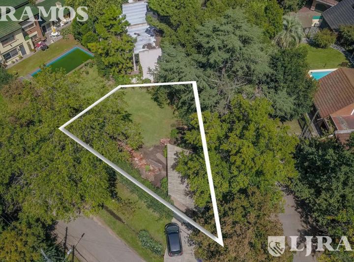 Terreno · 363m²