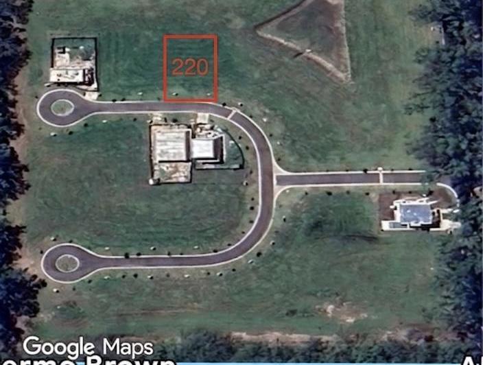 Terreno · 476m²