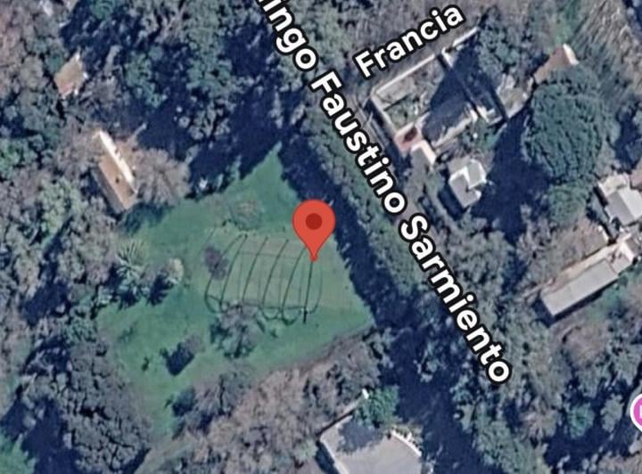 Terreno · 377m²