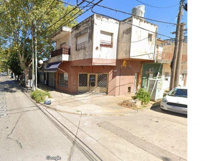 Terreno · 608m²