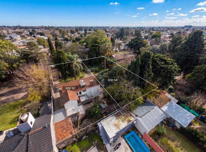 Terreno · 800m²