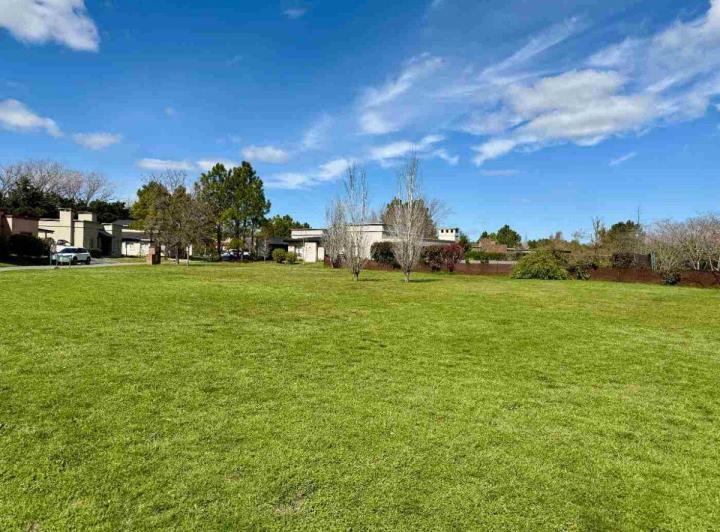 Terreno · 849m²