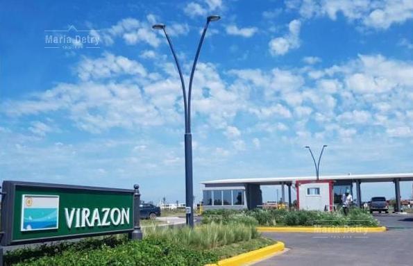 Terreno · 937m²