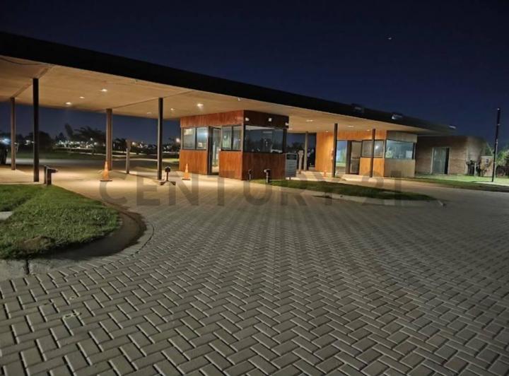 Terreno · 622m²