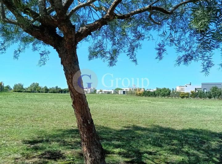 Terreno · 934m²