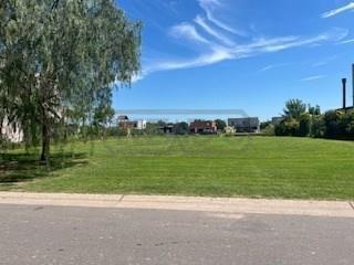 Terreno · 836m²