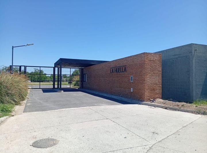 Terreno · 650m²