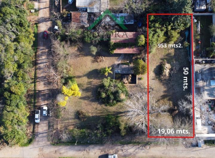 Terreno · 953m² · 2 Cocheras