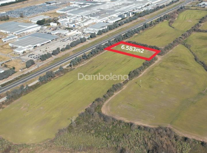 Terreno · 6583m²