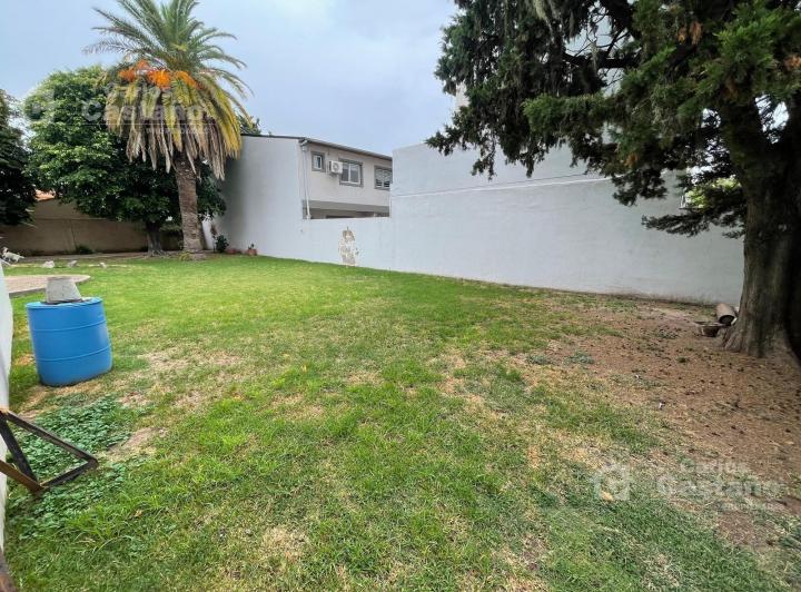 Terreno · 307m²