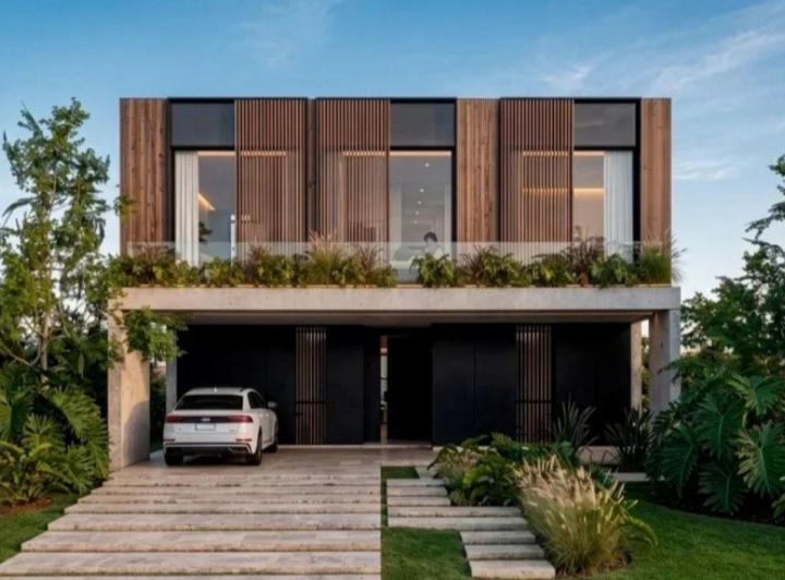 Terreno · 715m²