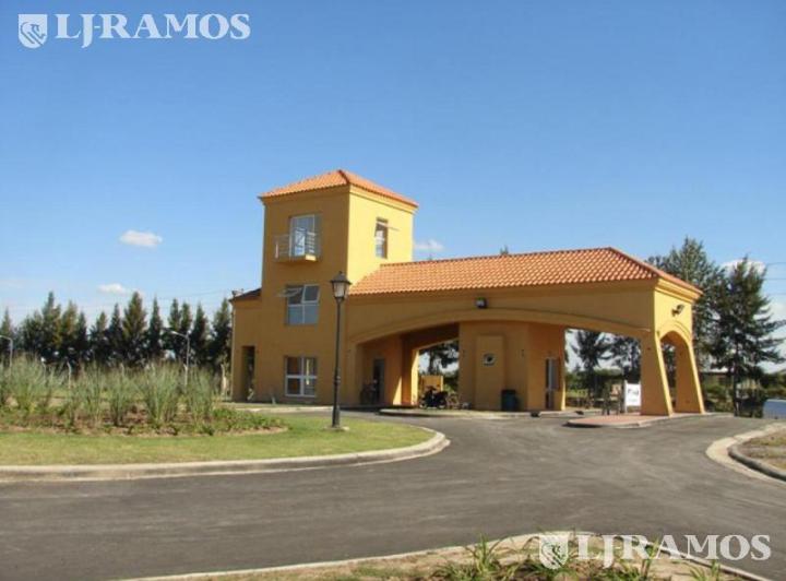 Terreno · 1200m²