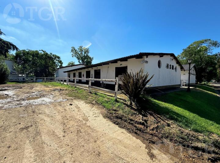 Terreno · 801m²