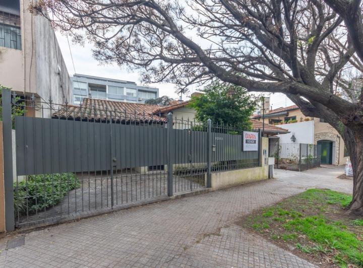 Terreno · 110m² · 3 Ambientes · 1 Cochera