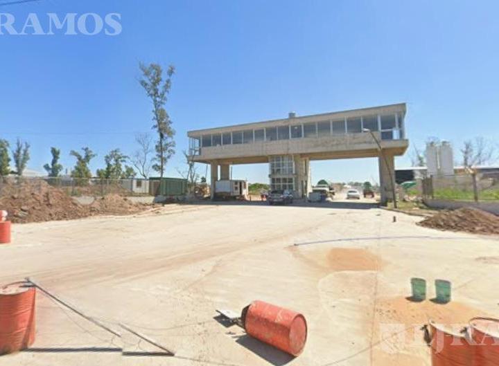 Terreno · 2300m²