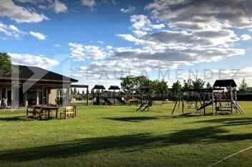 Terreno · 825m²