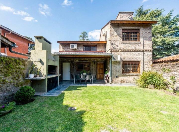 PH · 138m² · 6 Ambientes · 1 Cochera