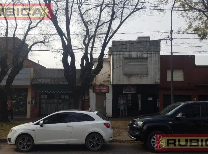 Local comercial · 200m²