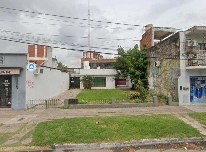 Local comercial · 247m²