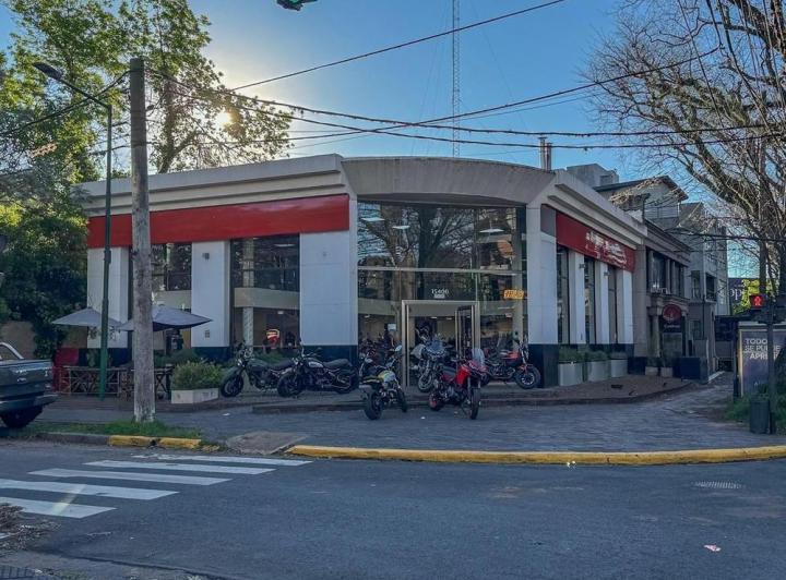 Local comercial · 531m²