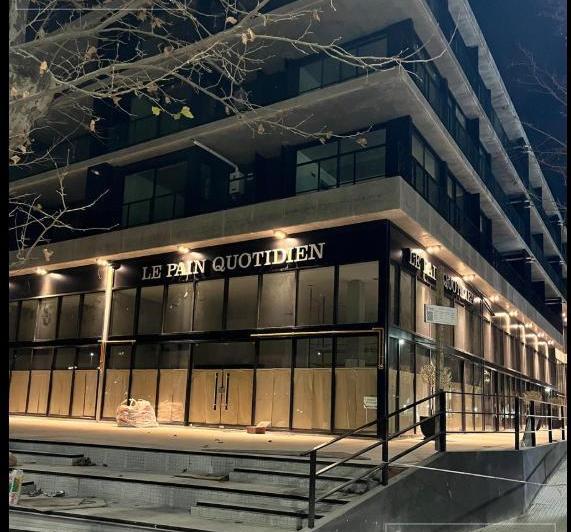 Local comercial · 305m² · 1 Ambiente