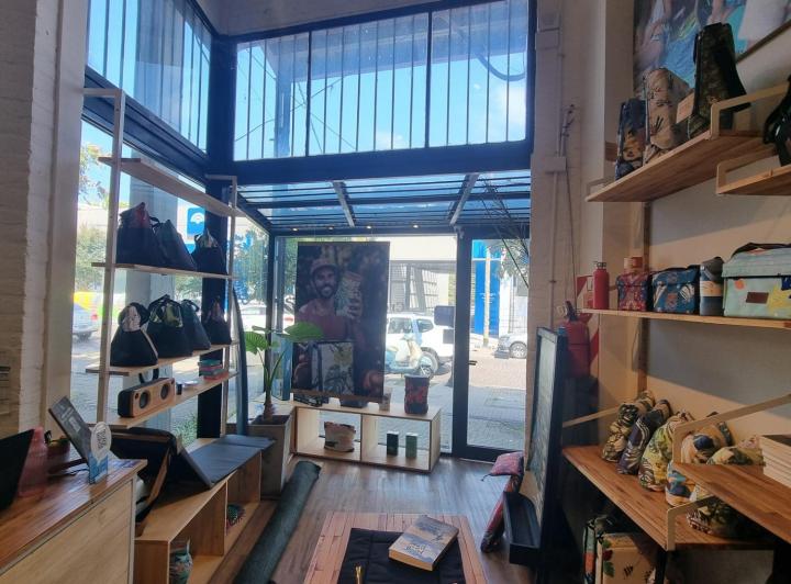Local comercial · 24m² · 1 Ambiente · 1 Cochera